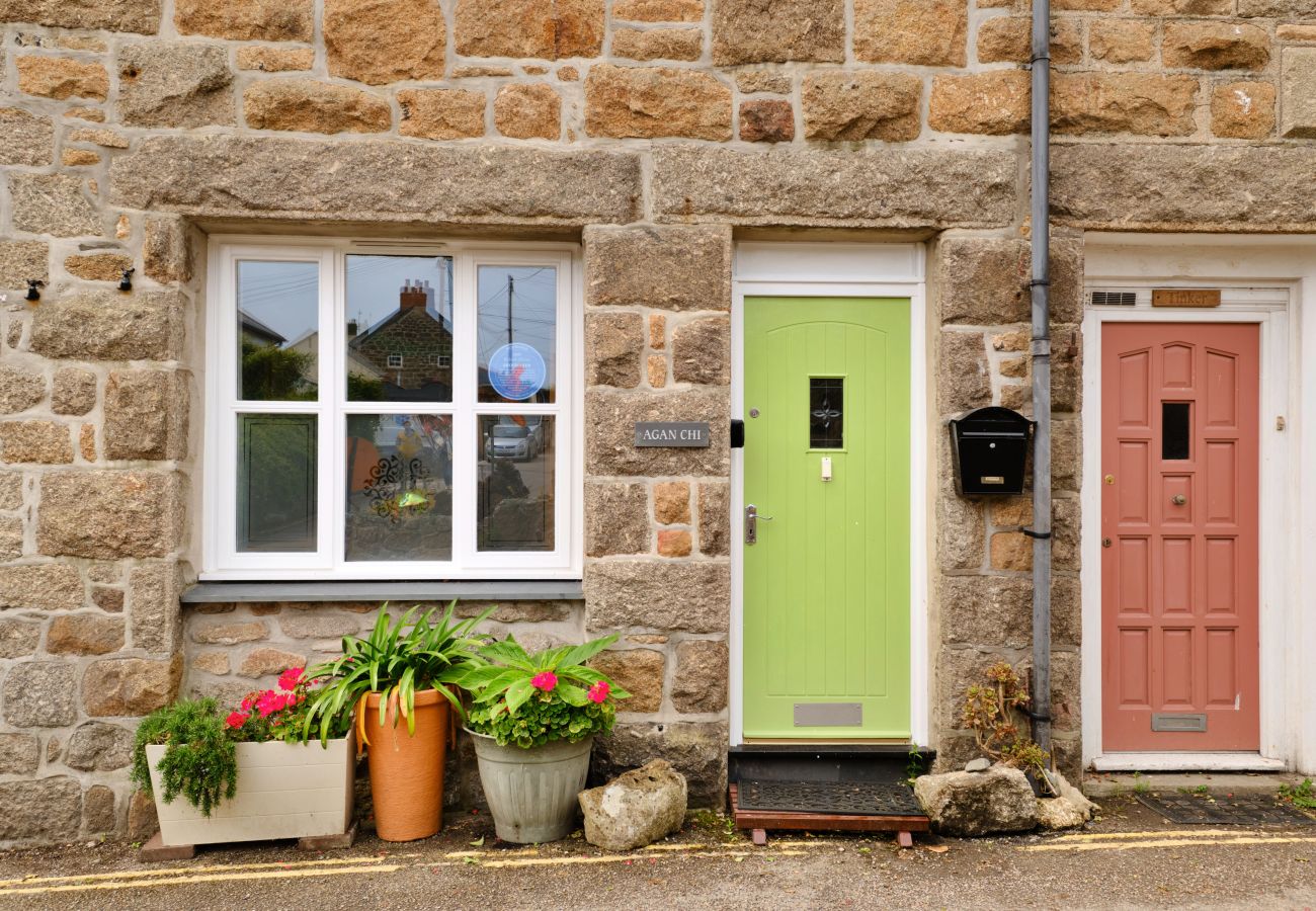 Cottage in Mousehole - Agan Chi