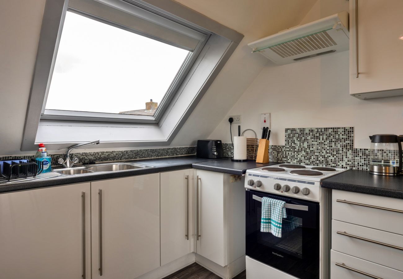 Cabin in Porth - Sea 2
