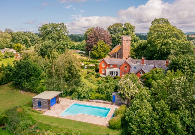 House in Raglan - The Old Schoolhouse at Penrhos