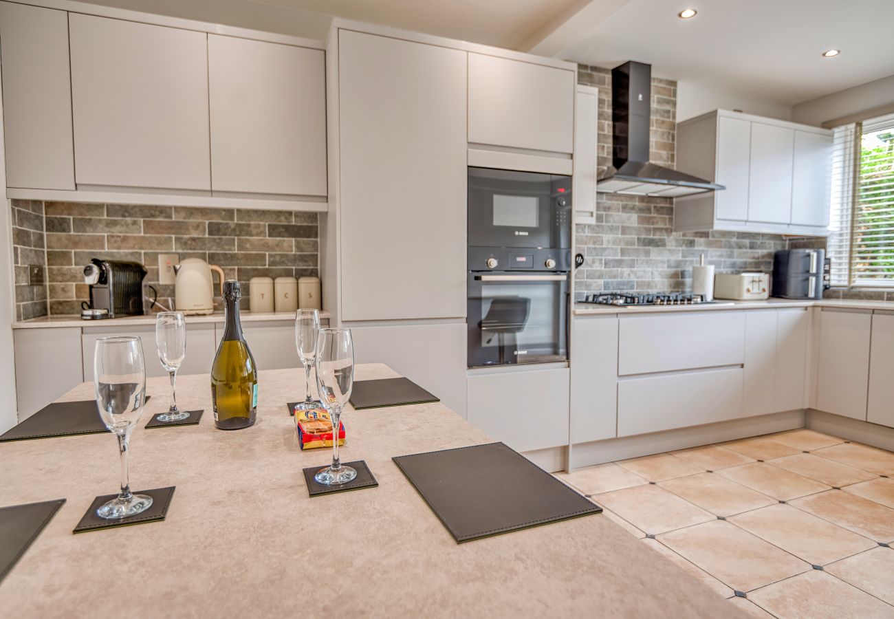 House in Pembroke Dock - Dockyard House