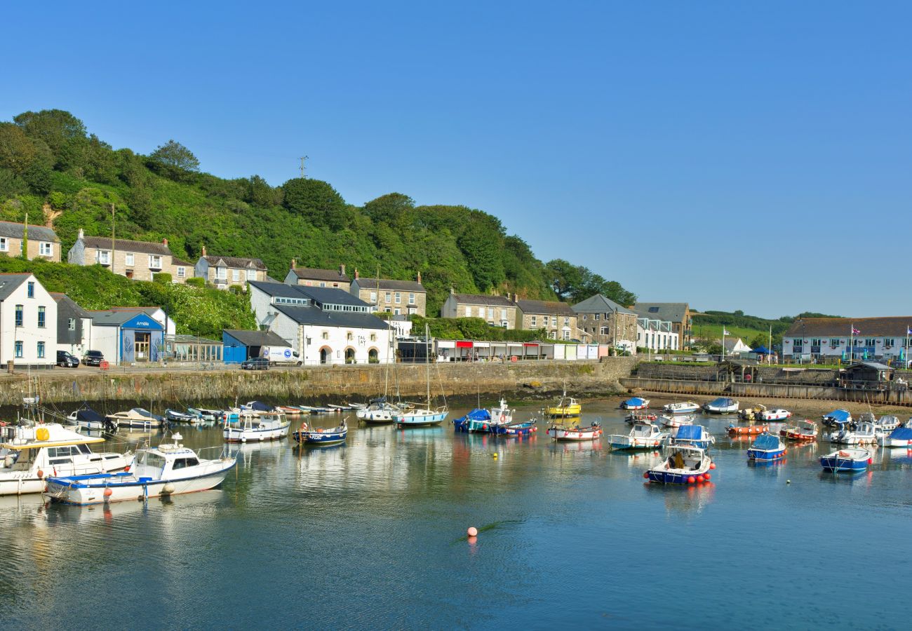 House in Porthleven - Leetor