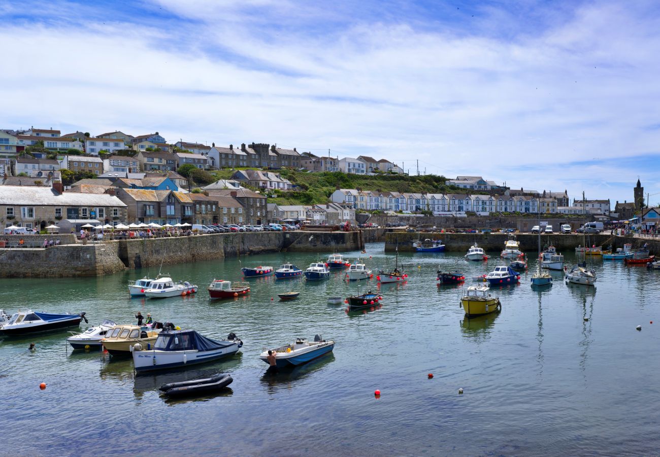 House in Porthleven - Leetor