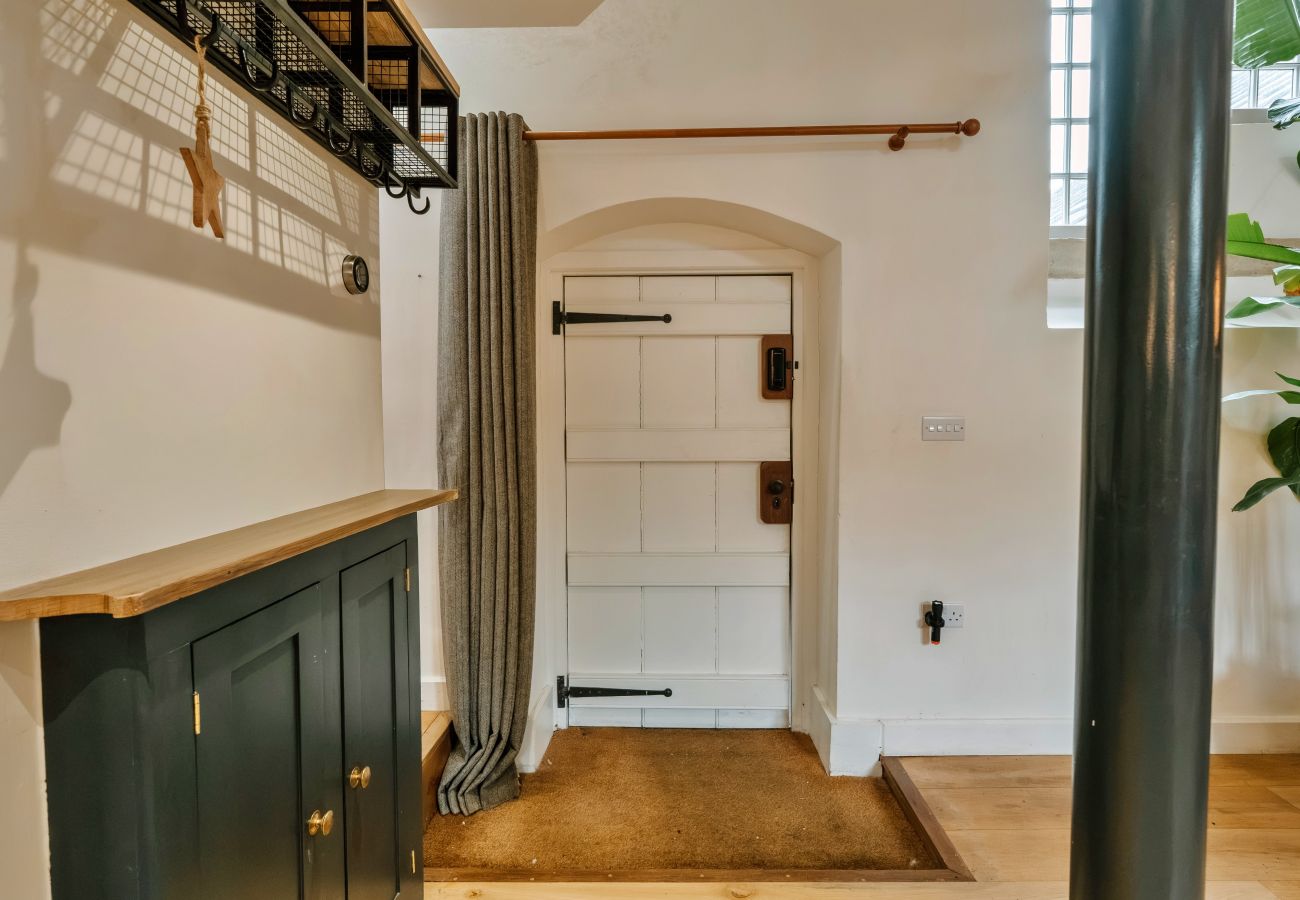 House in Bradwell - Heather View Chapel