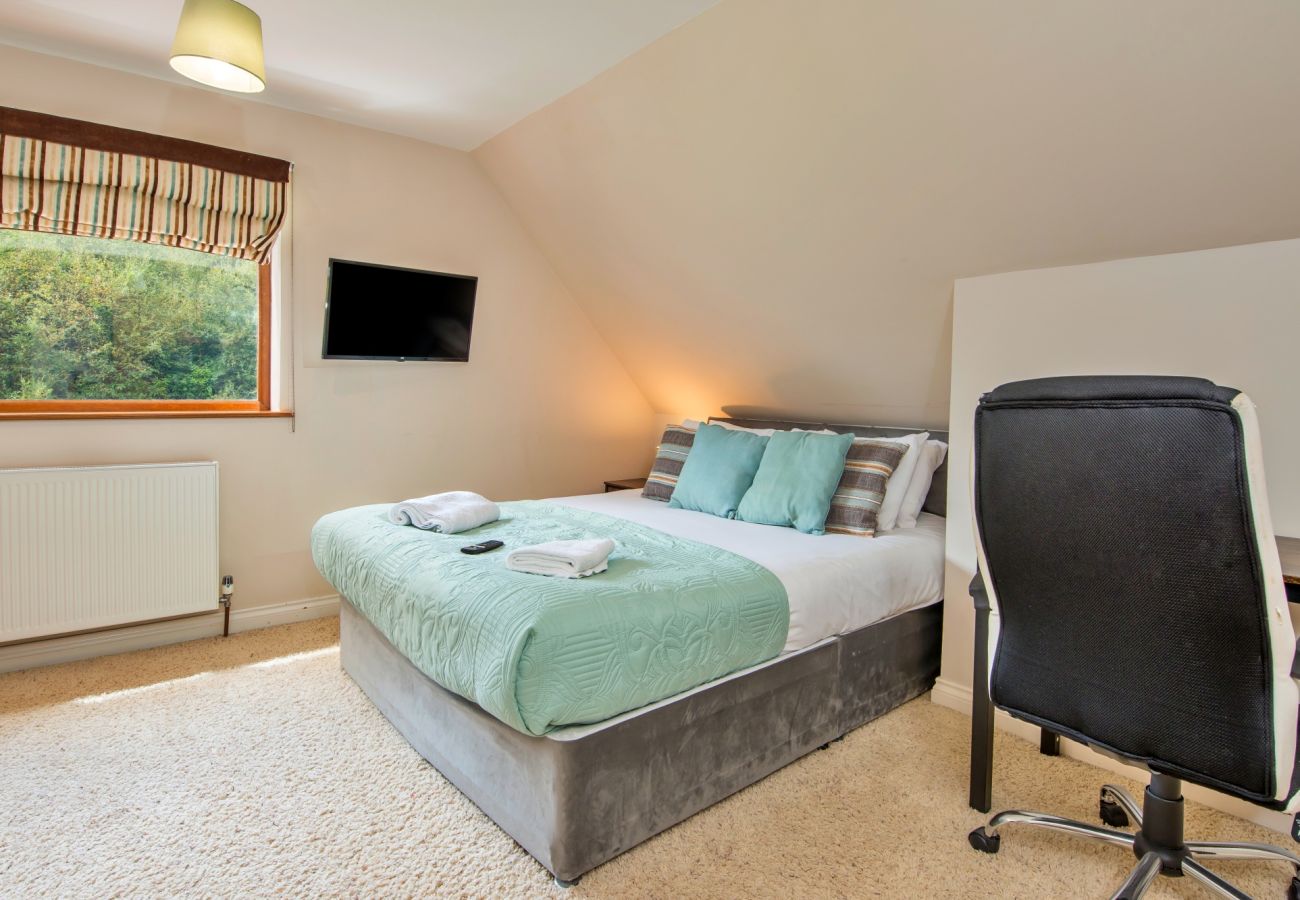 House in Bryncoch - Bryncoch Retreat