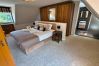 House in Bryncoch - Bryncoch Retreat