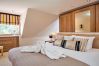 House in Bryncoch - Bryncoch Retreat