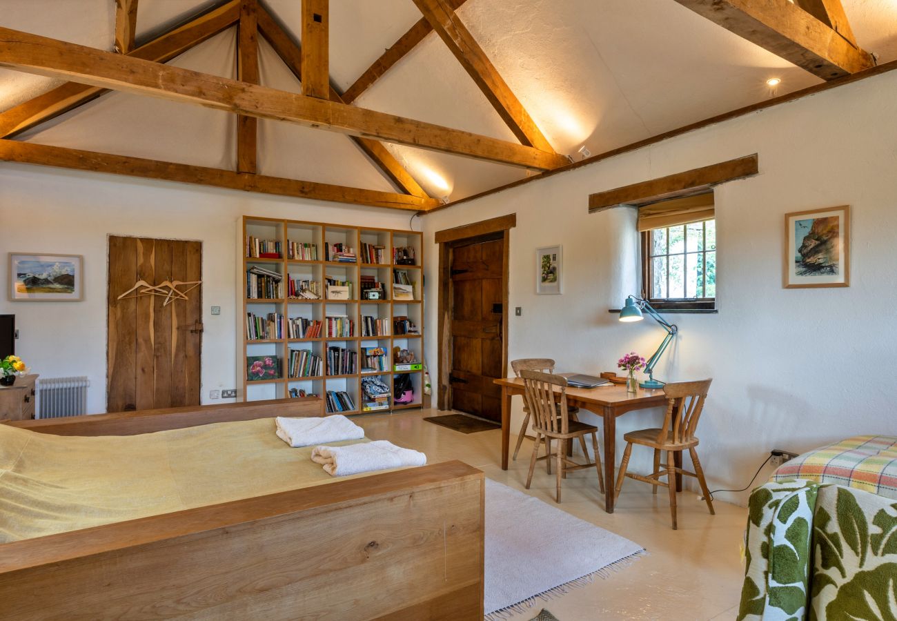 Studio in Launcells - Moreton Mill Studio