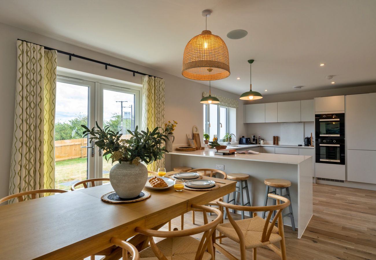 House in Upton - Tir Ha Mor