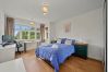 House in Edgware - Knoll Top