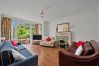 House in Edgware - Knoll Top