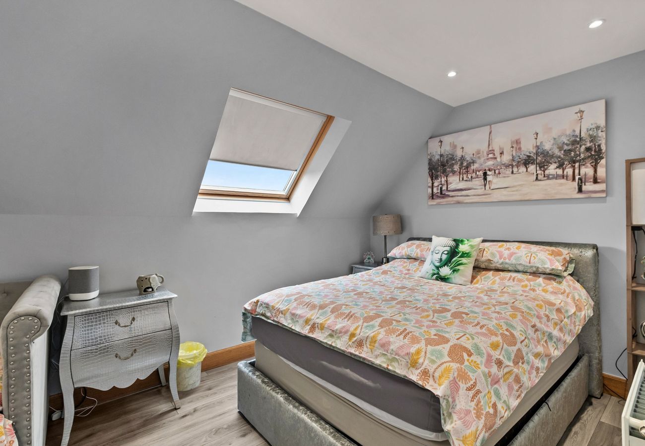 House in Shotts - Alicesprings