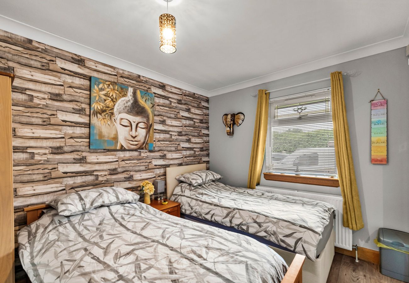 House in Shotts - Alicesprings