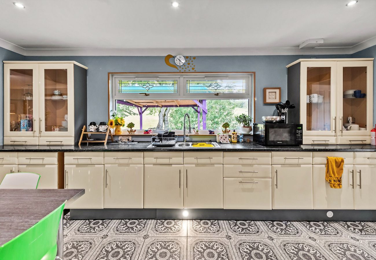House in Shotts - Alicesprings
