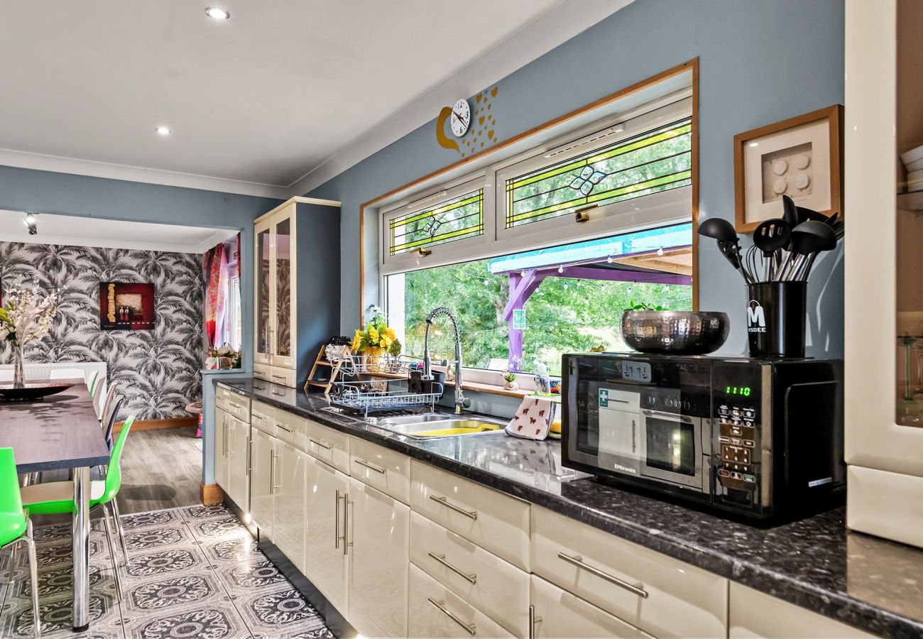 House in Shotts - Alicesprings