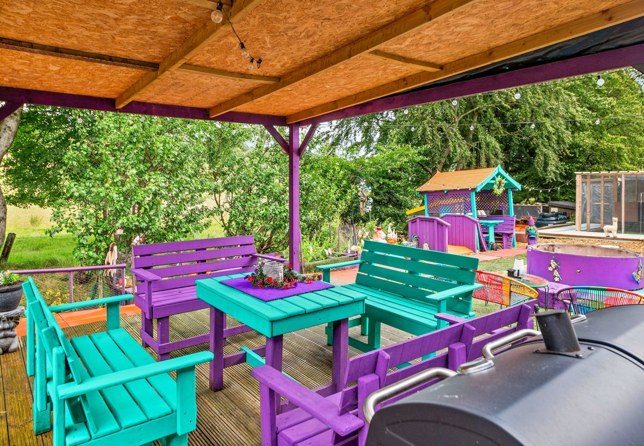 House in Shotts - Alicesprings
