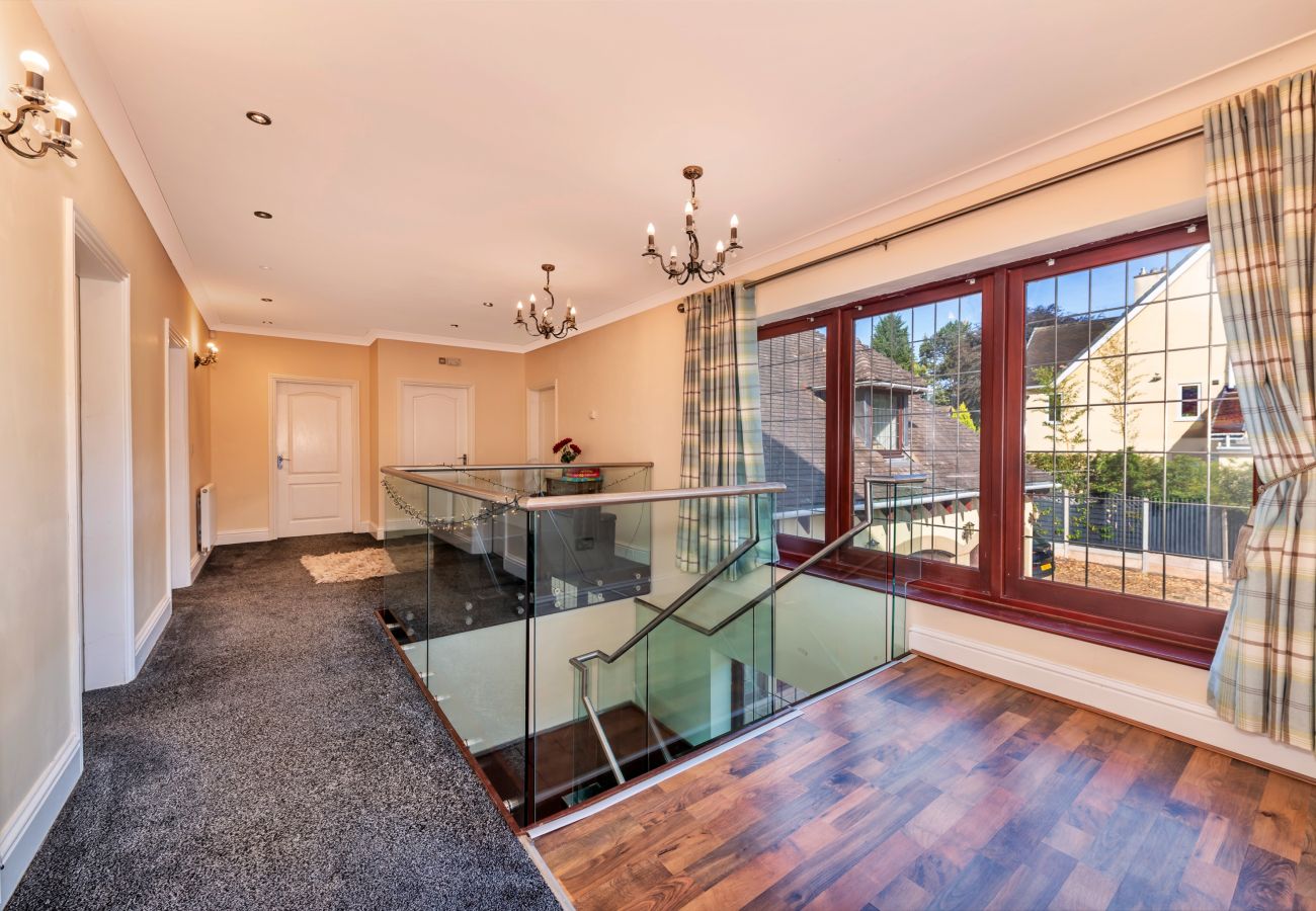 House in Wolverhampton - Tinacre