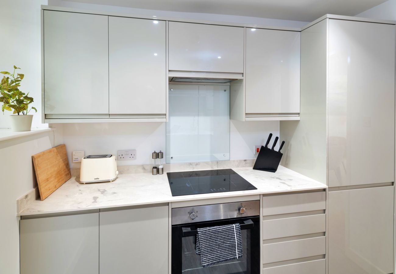 Apartment in Teignmouth - Coastal Retreat