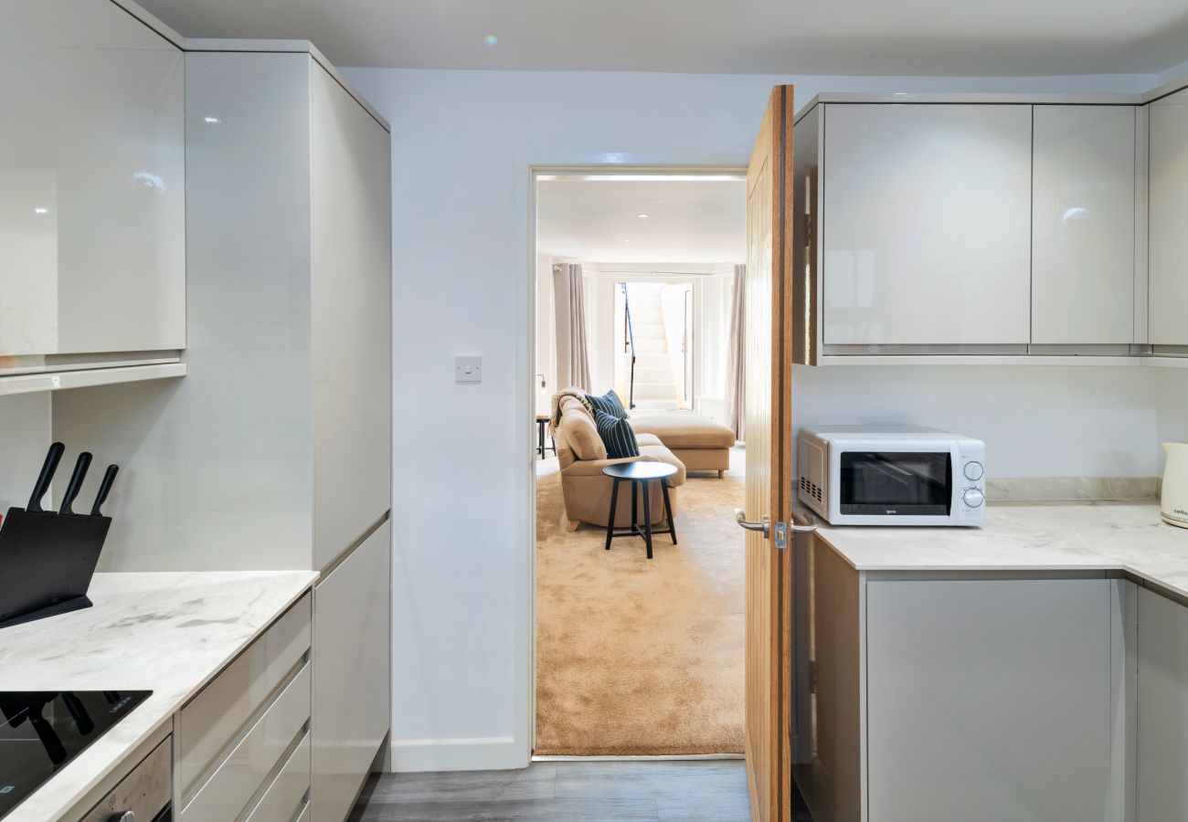 Apartment in Teignmouth - Coastal Retreat