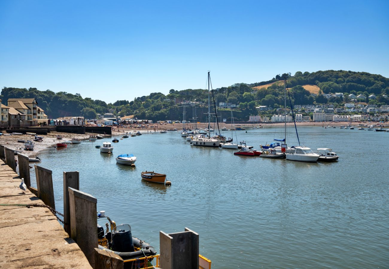Apartment in Teignmouth - Coastal Retreat