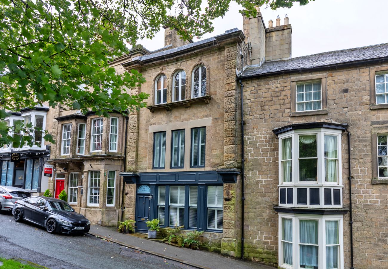 House in Buxton - Hall Bank