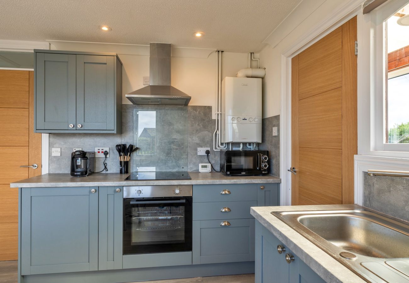 Bungalow in Freathy - Jesmondene