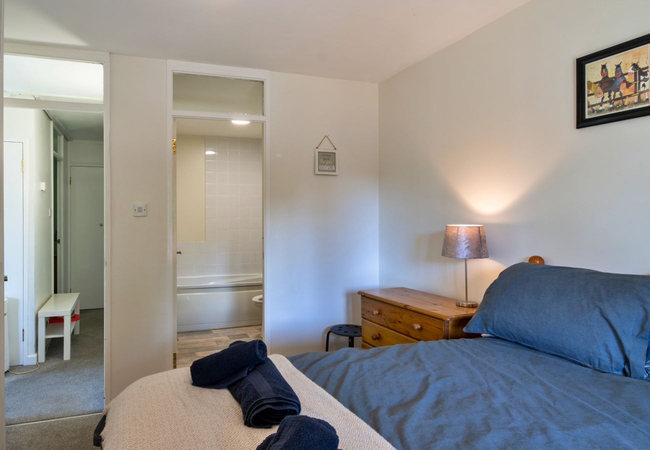Chalet in Callington - Foxgloves Valley Lodge