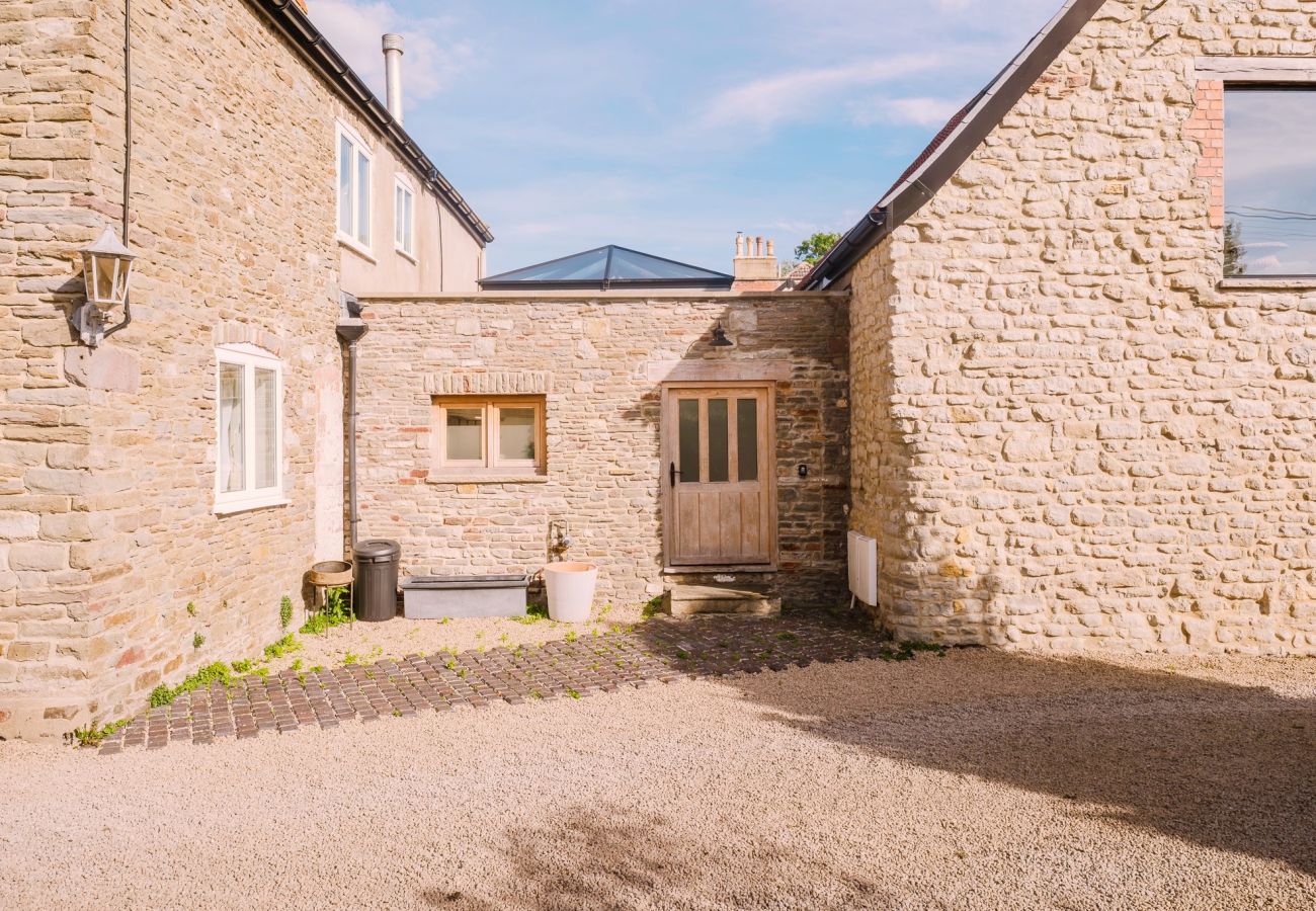 House in Bitton - Fieldgrove Farmhouse