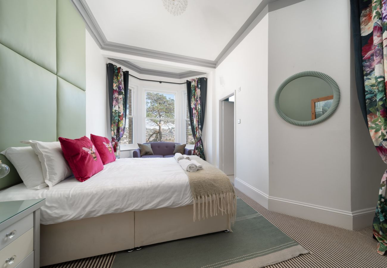 House in Ilfracombe - Westwell Hall