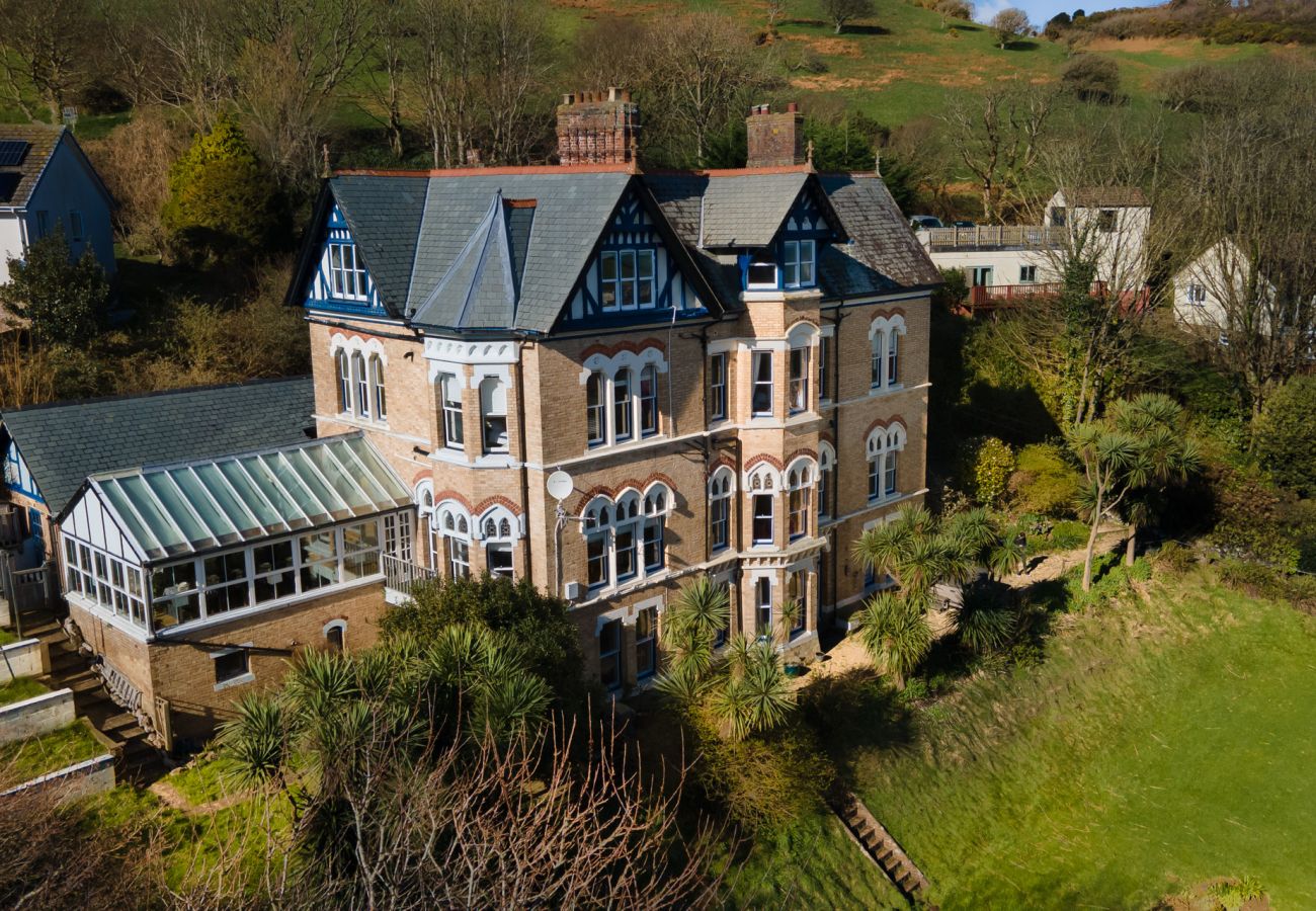 House in Ilfracombe - Westwell Hall