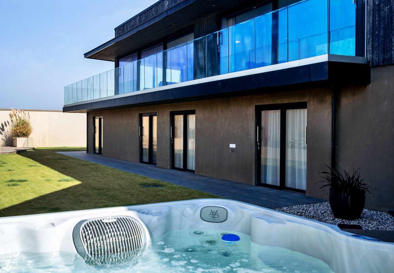 House in Widemouth Bay - Gaia