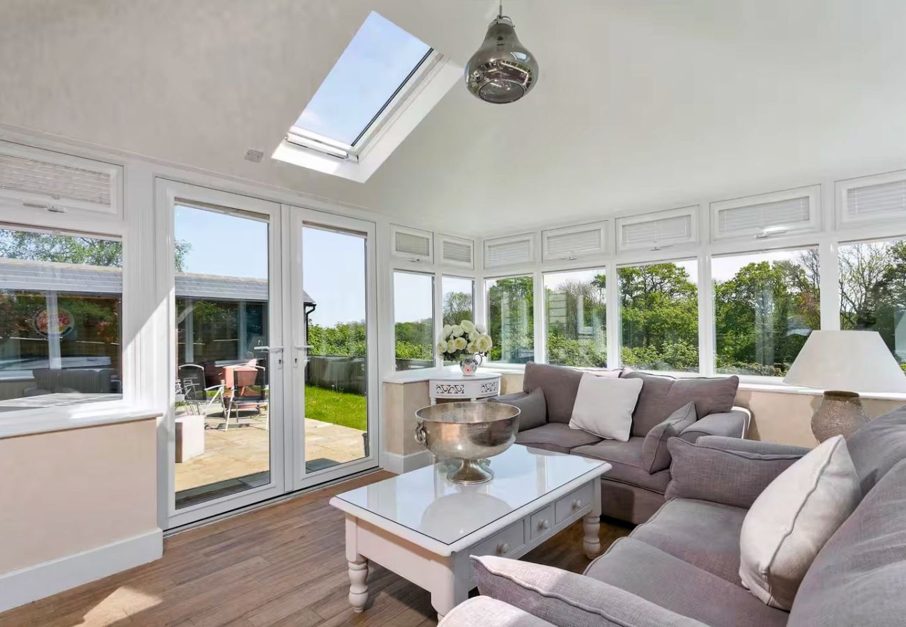 House in Cranbrook - Little Cobbs