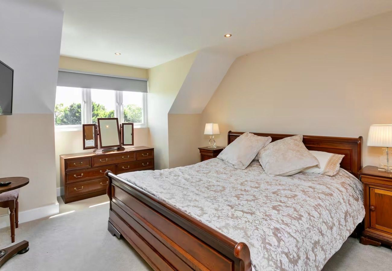 House in Cranbrook - Little Cobbs