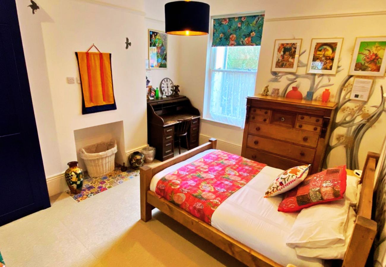 Apartment in St Leonards-on-Sea - Church Retreat