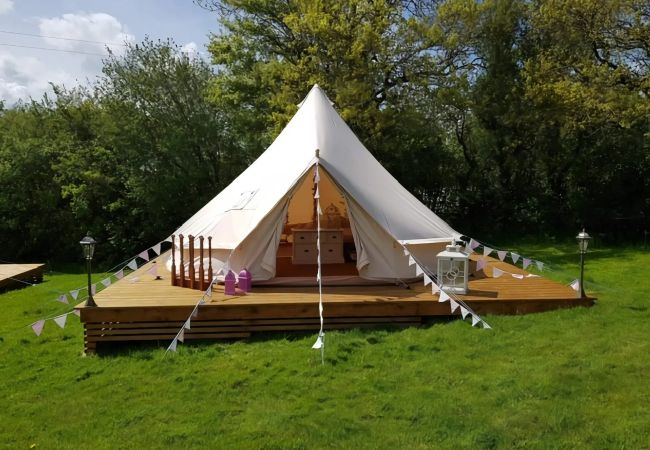 Villa in Umberleigh - Bell Tent Dexter at Country Ways
