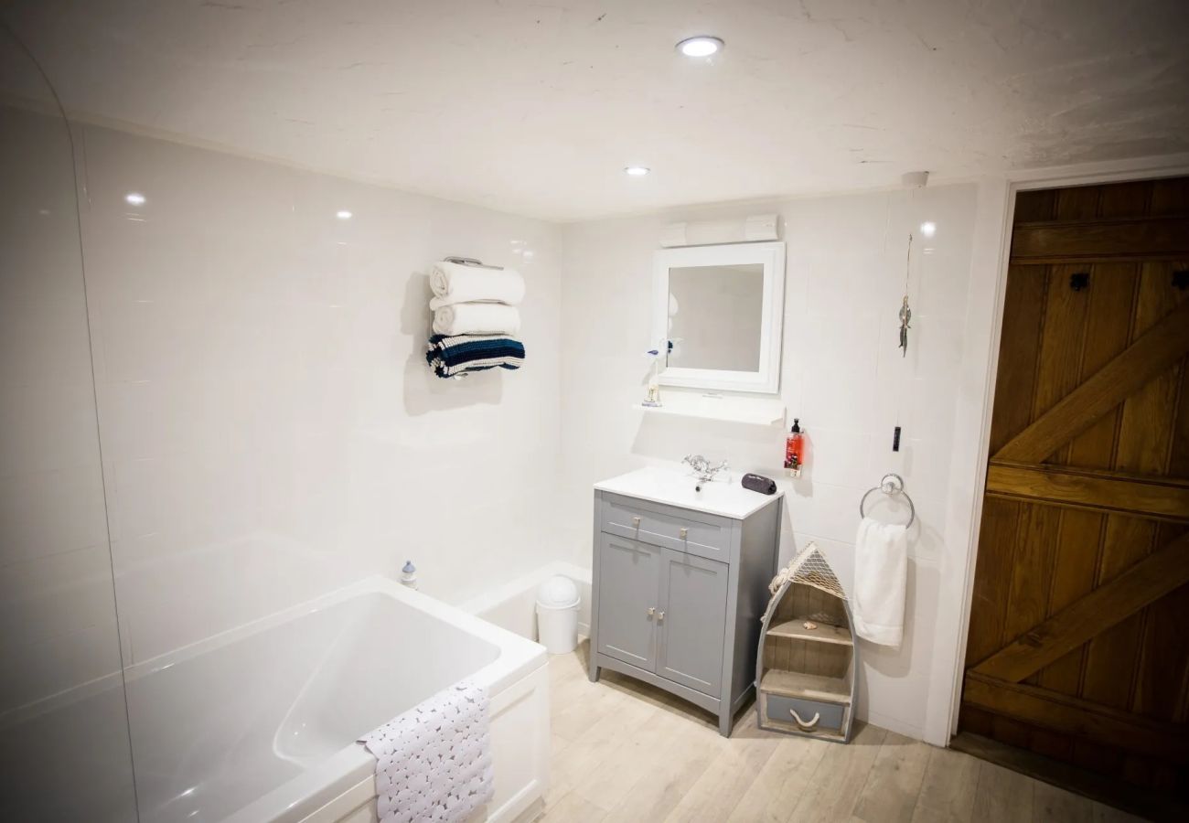 Cottage in Umberleigh - The Den at Country Ways