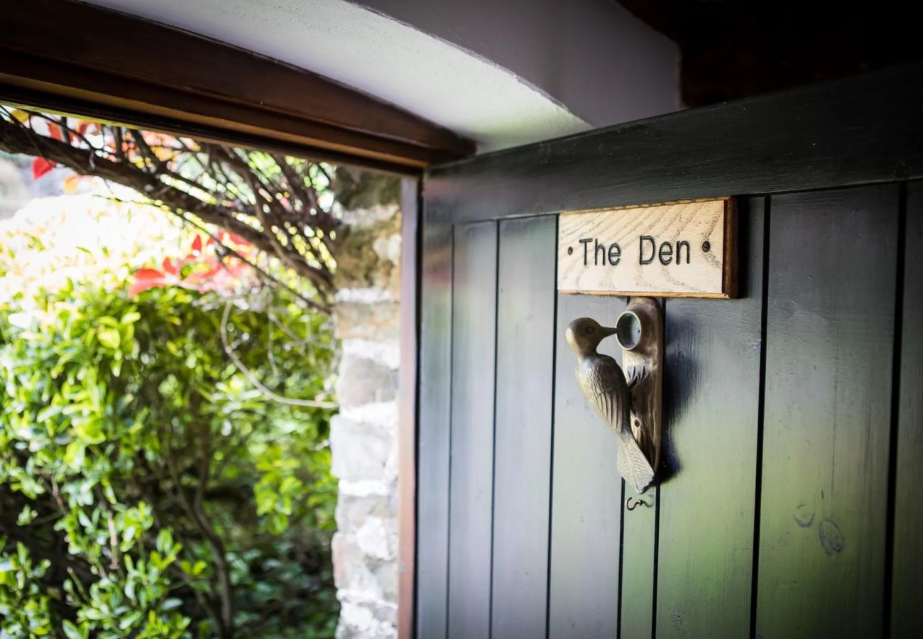 Cottage in Umberleigh - The Den at Country Ways