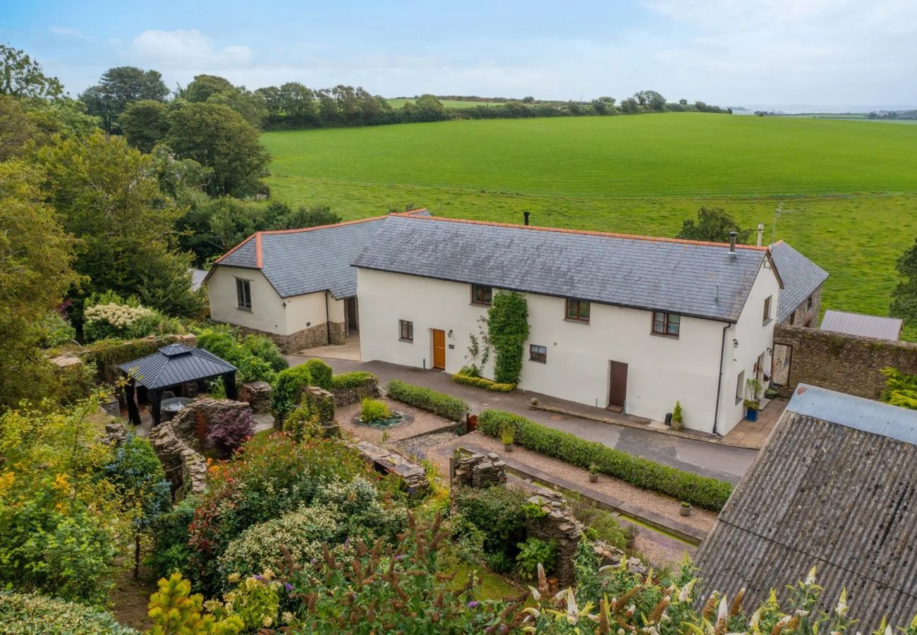 Cottage in Barnstaple - Upper Tallet at Accott Manor