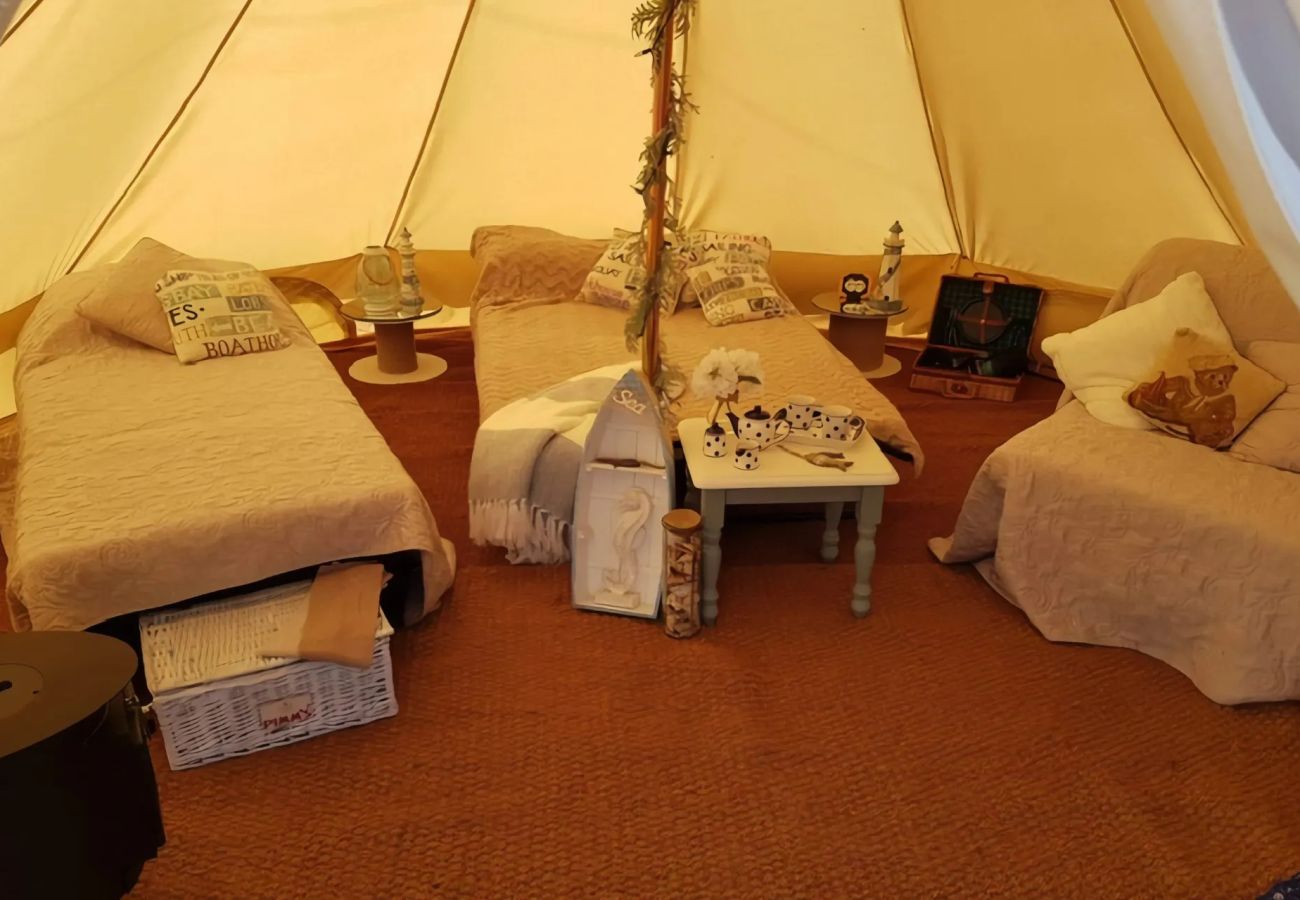 Chalet in Umberleigh - Bell Tent Highland at Country Ways