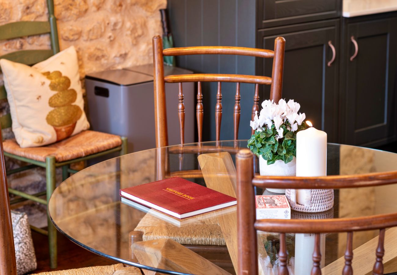 Cottage in Mappowder - Styles Farm Stables