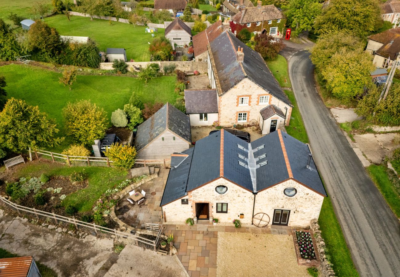 Cottage in Mappowder - Styles Farm Stables