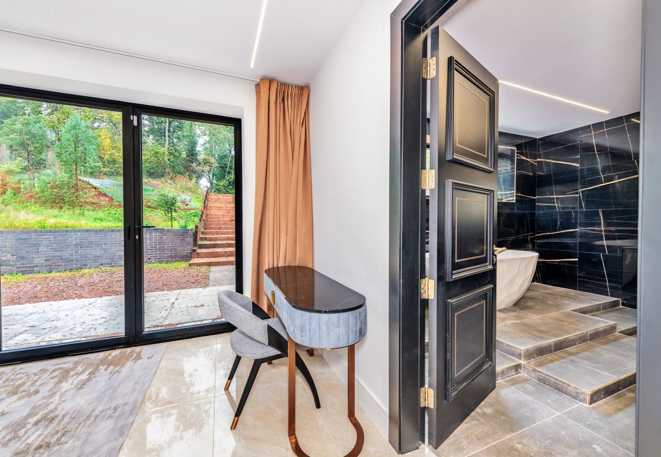 House in Elford - Solace