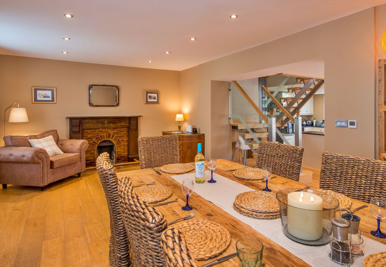House in Aberaeron - Awelon Y Mor