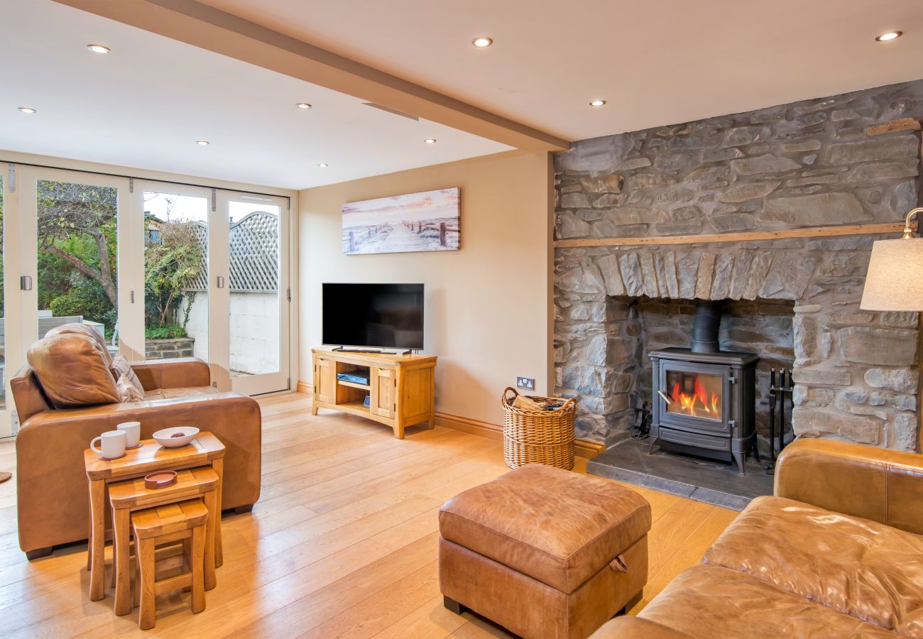 House in Aberaeron - Awelon Y Mor