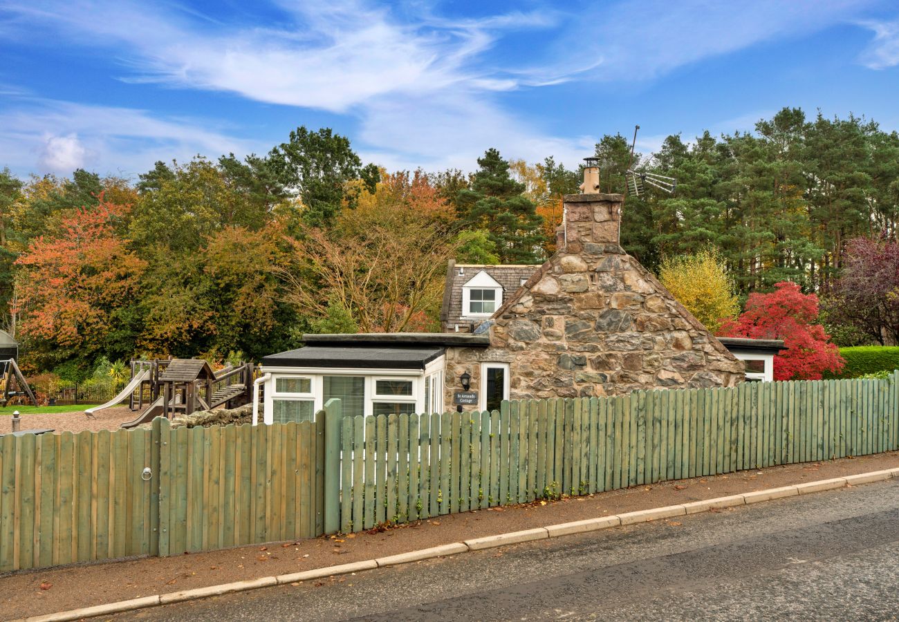 Cottage in Banchory - St Arnauds Cottage